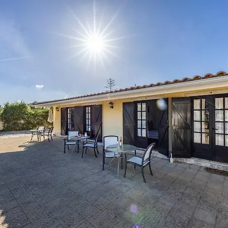 Quinta Aves - Double Bedroom 3 Guest house *