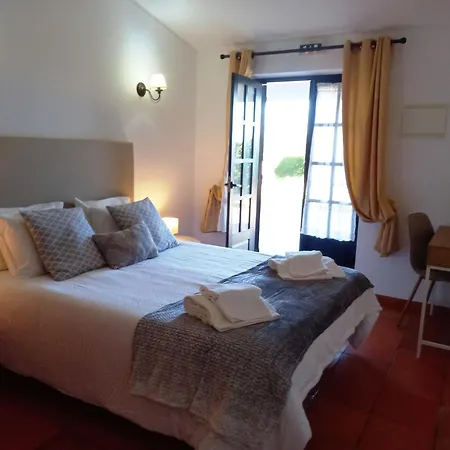 Guest house Quinta Aves - Double Bedroom 3 *
