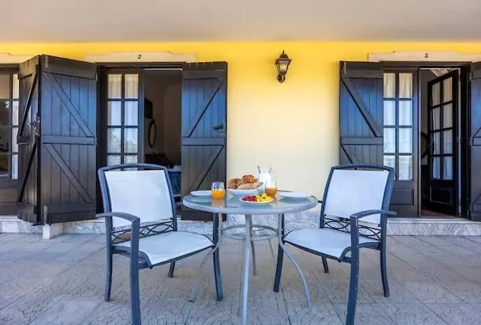Quinta Aves - Double Bedroom 3 3*
